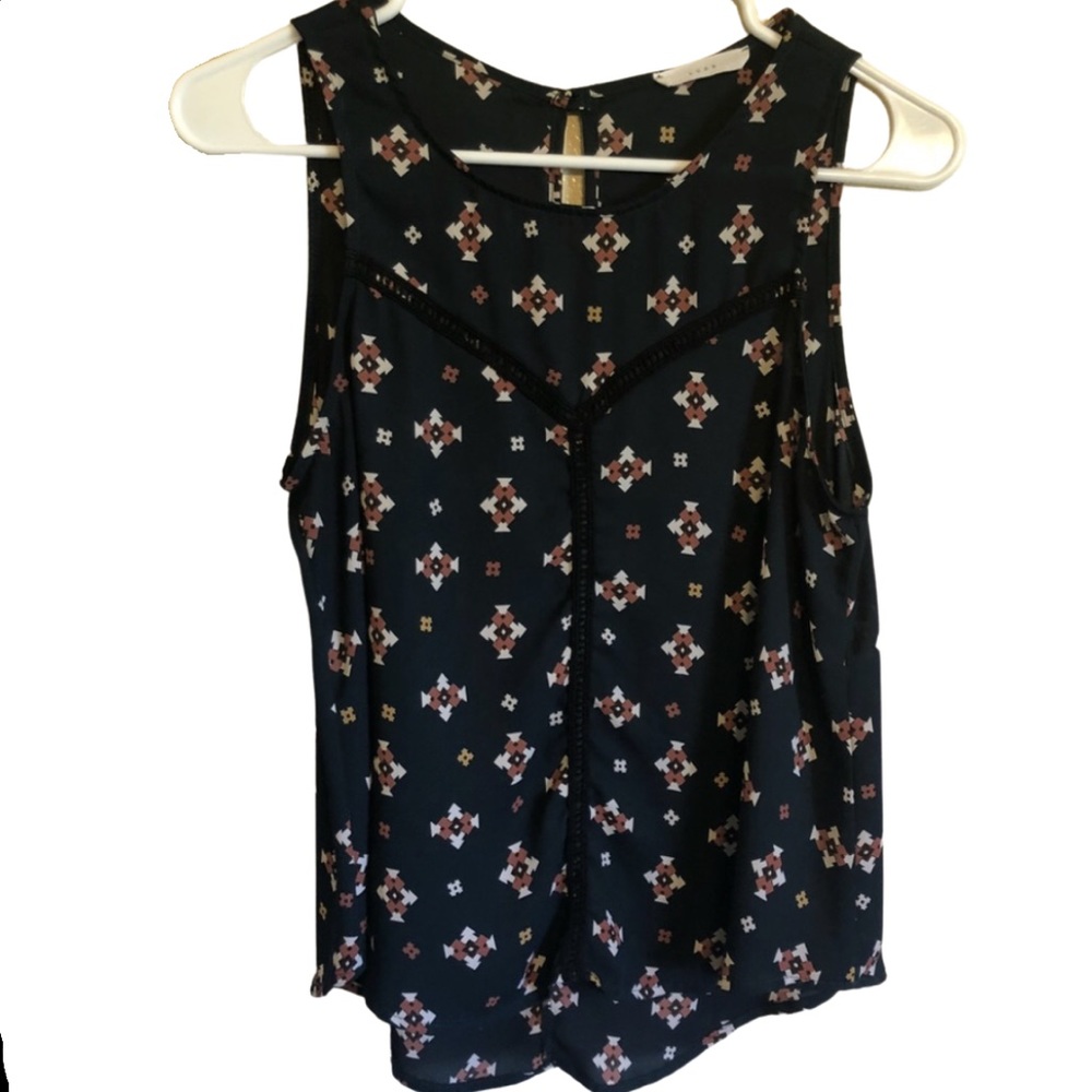 💥4/$20💥 Lush Tribal Print Dark Green sleeveless